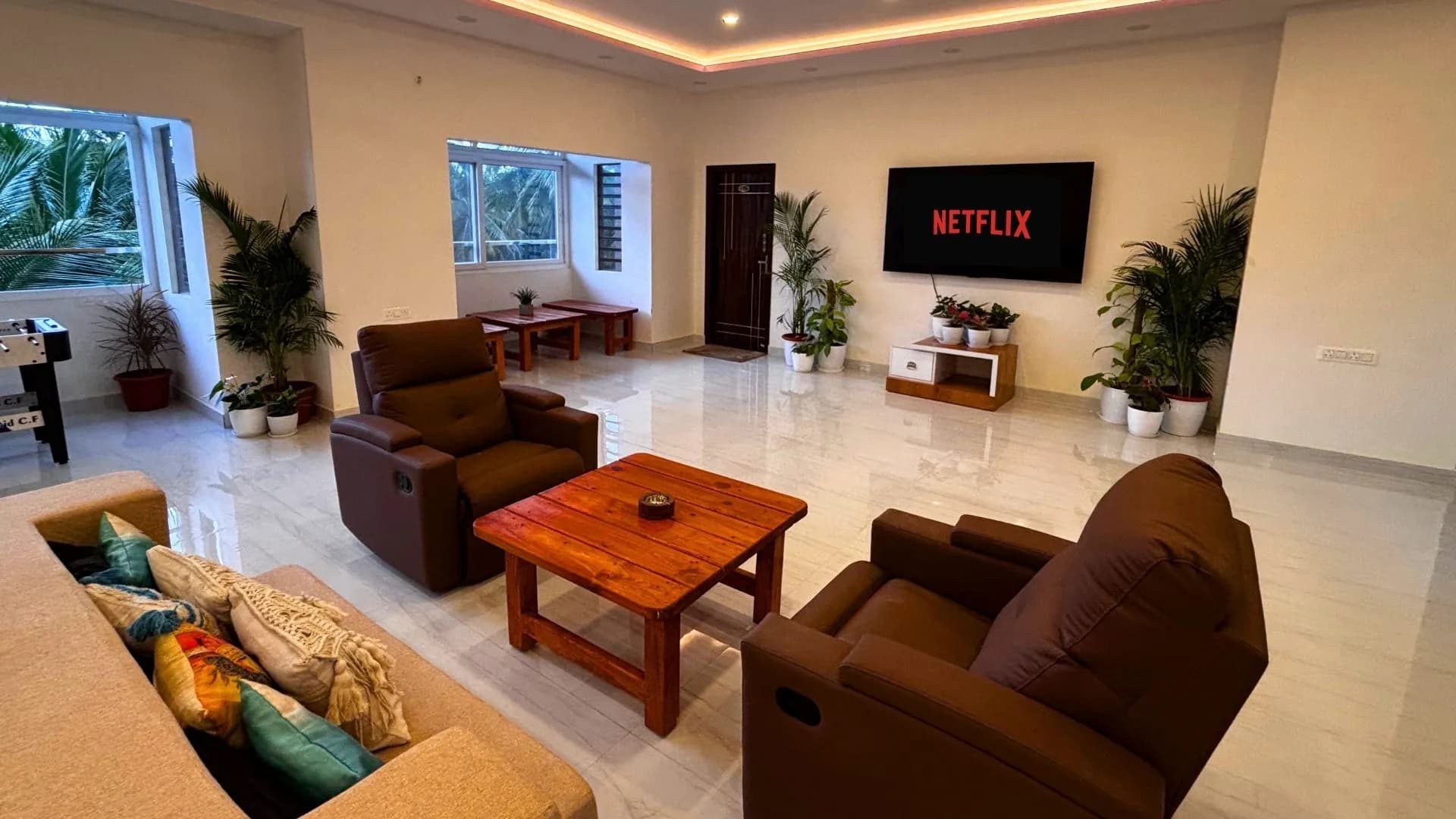 Lounges & Recreation 4