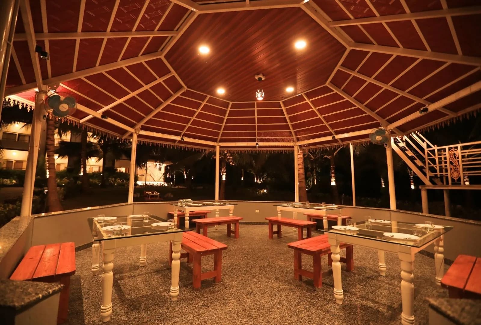 Outdoor Sit-outs 2