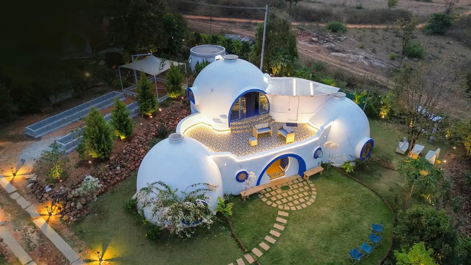 Blue Dome 4