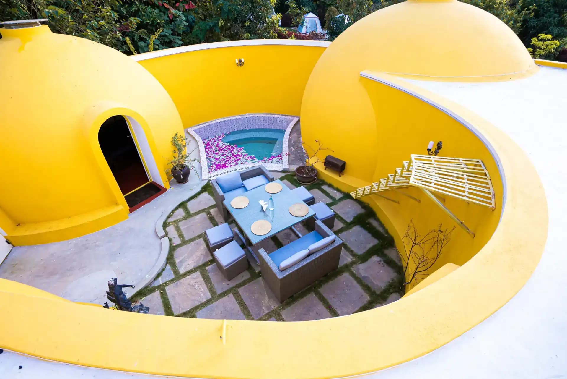 Yellow Dome 8
