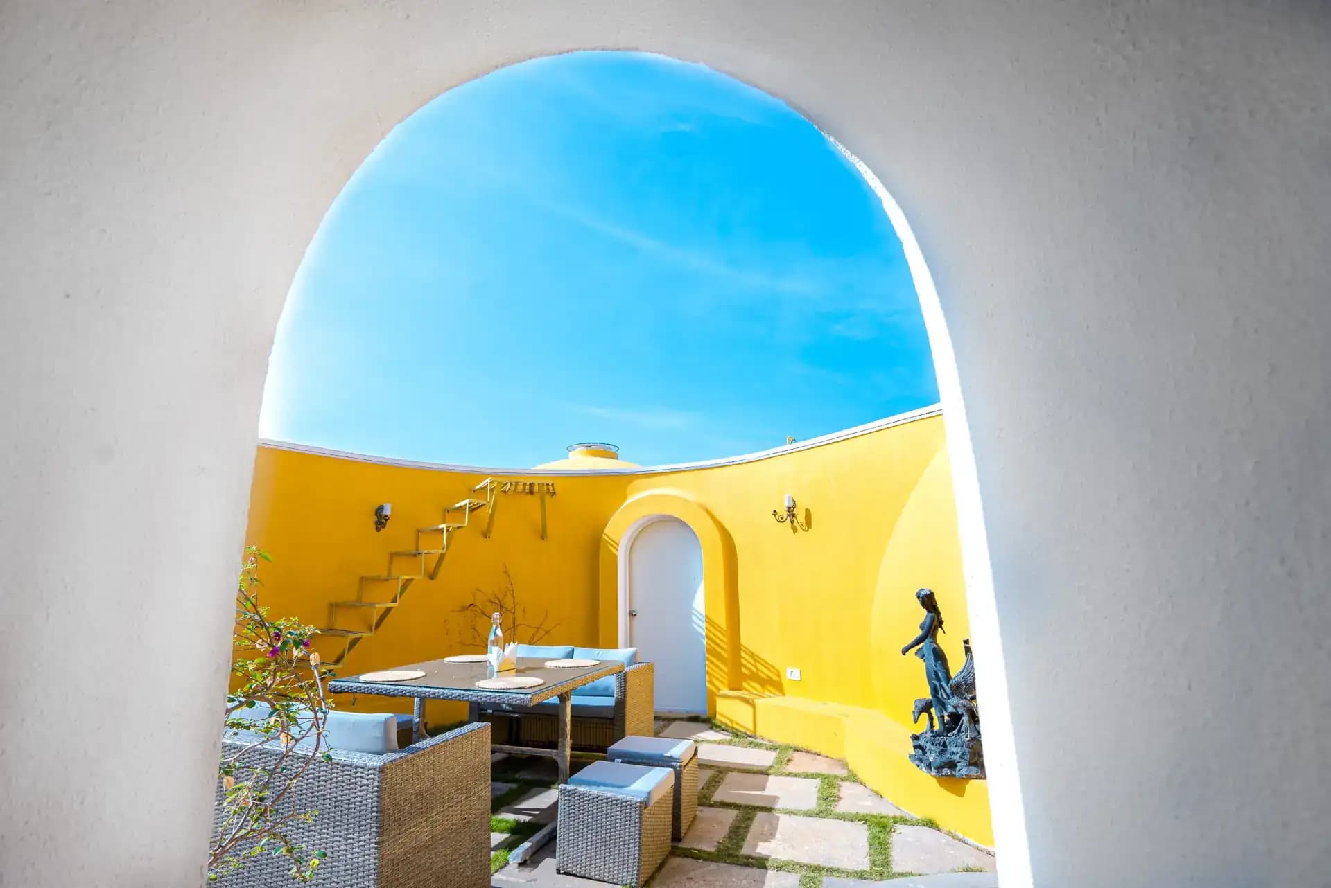 Yellow Dome 10