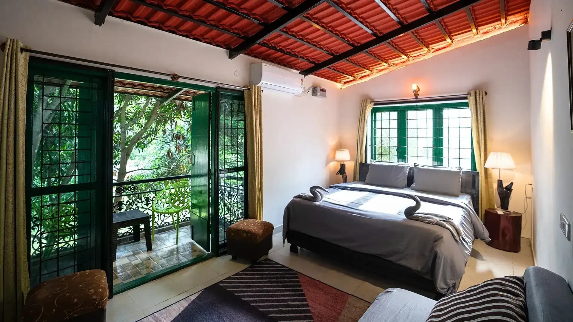Bedrooms 2