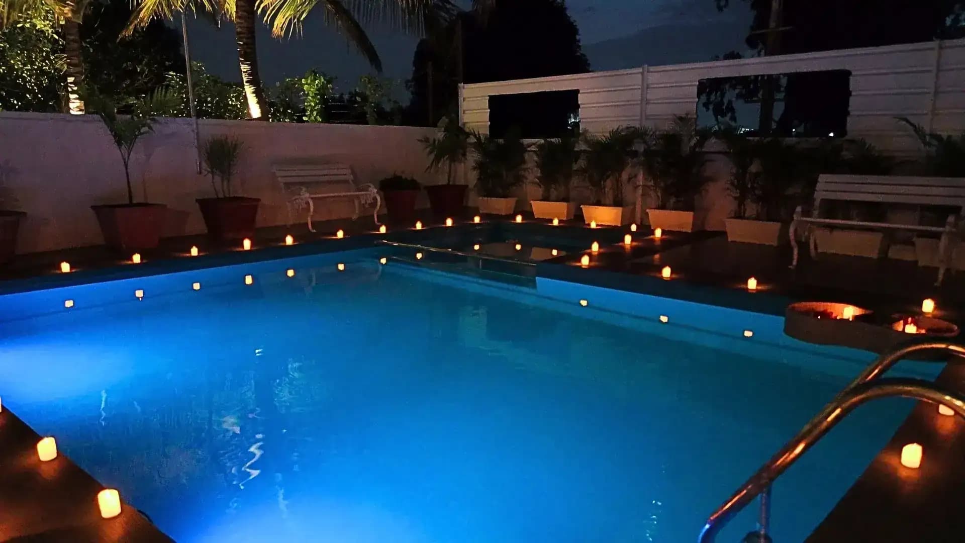 Garden & Pool 1