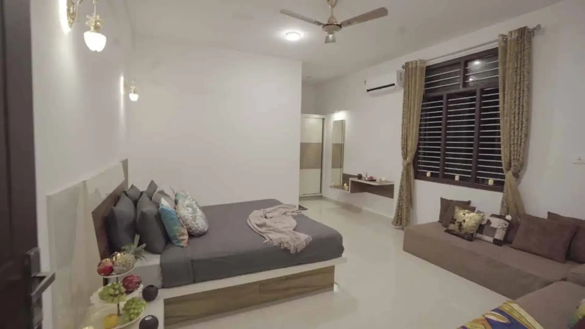 Bedrooms 4